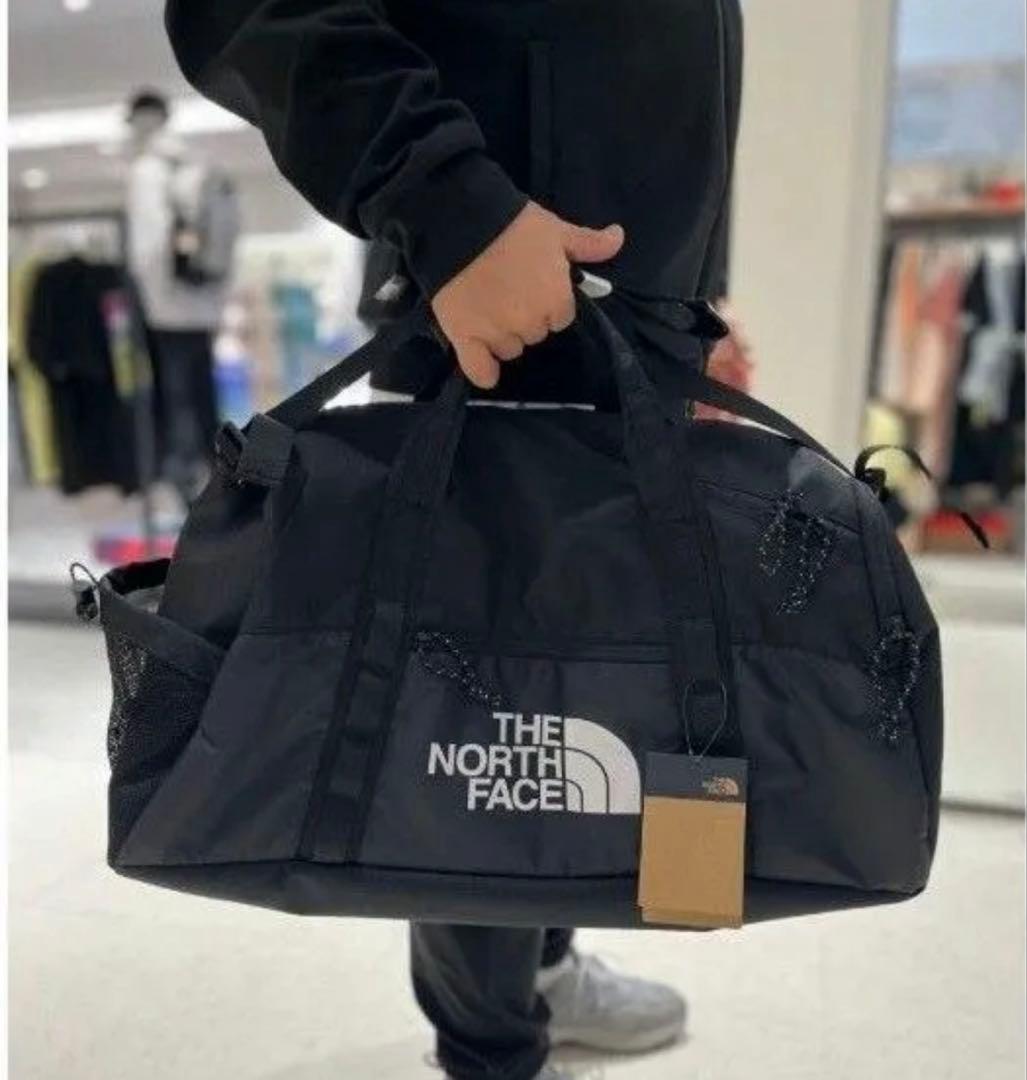 【新品】ノースフェイス　ダッフルバッグ　スポーツ　ボストン　黒　ブラック
