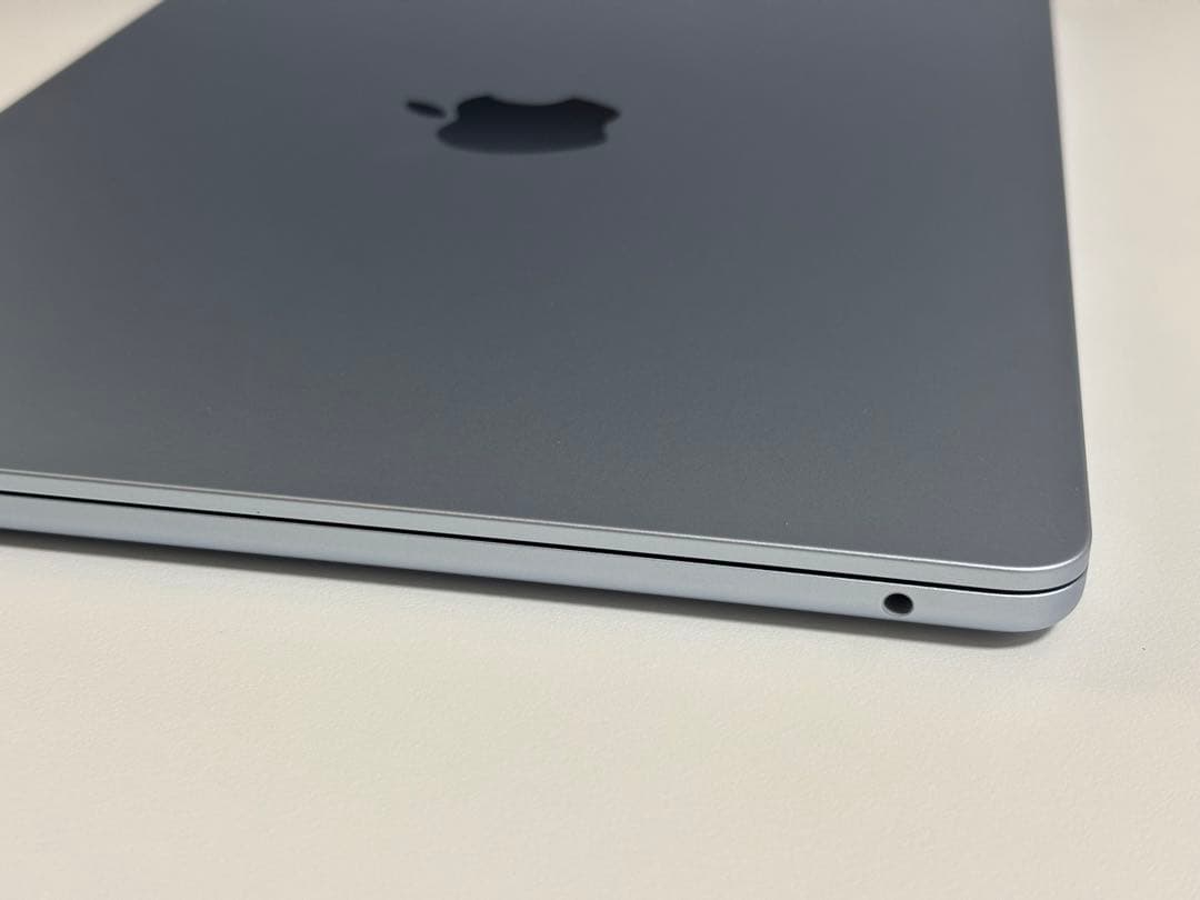 【24日まで限定価格】M4 MacBook Air 13インチ 32GB 1TB