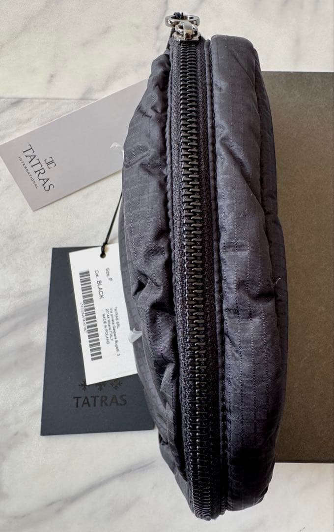 【新品未使用】TATRAS(タトラス) ナイロンポーチ