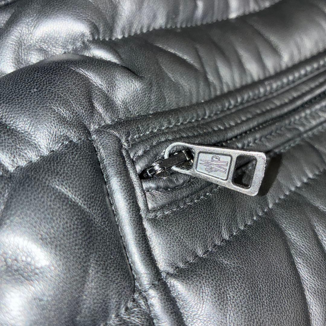 MONCLERのライダース