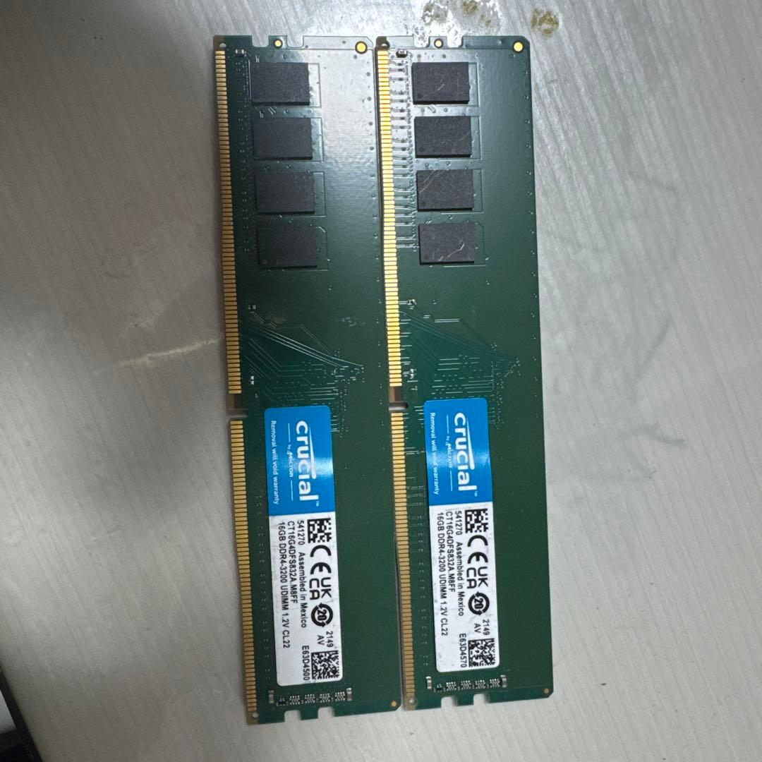Crucial DDR4 16GB×2 メモリ 3200MHz