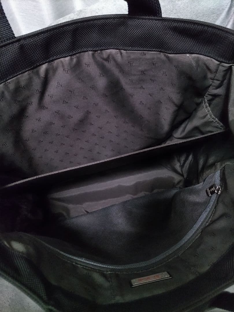 トゥミ アルファ　ビジネス トートバック