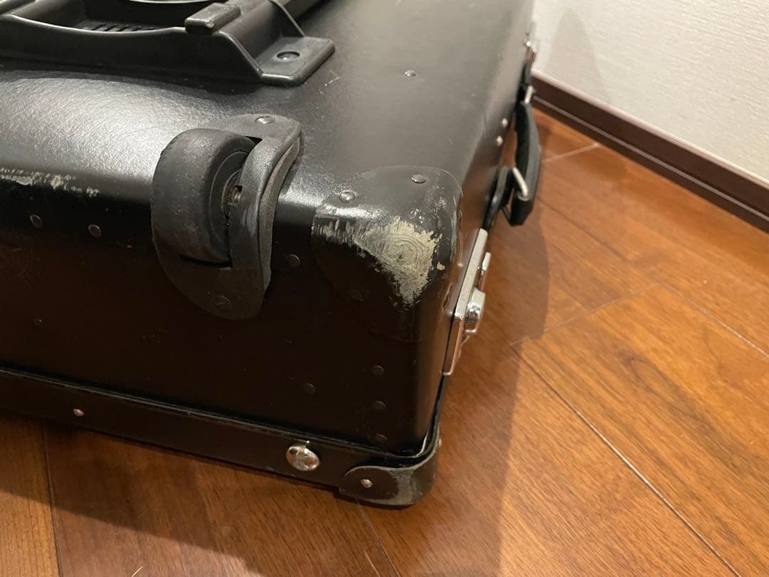 グローブトロッター キャリーケース