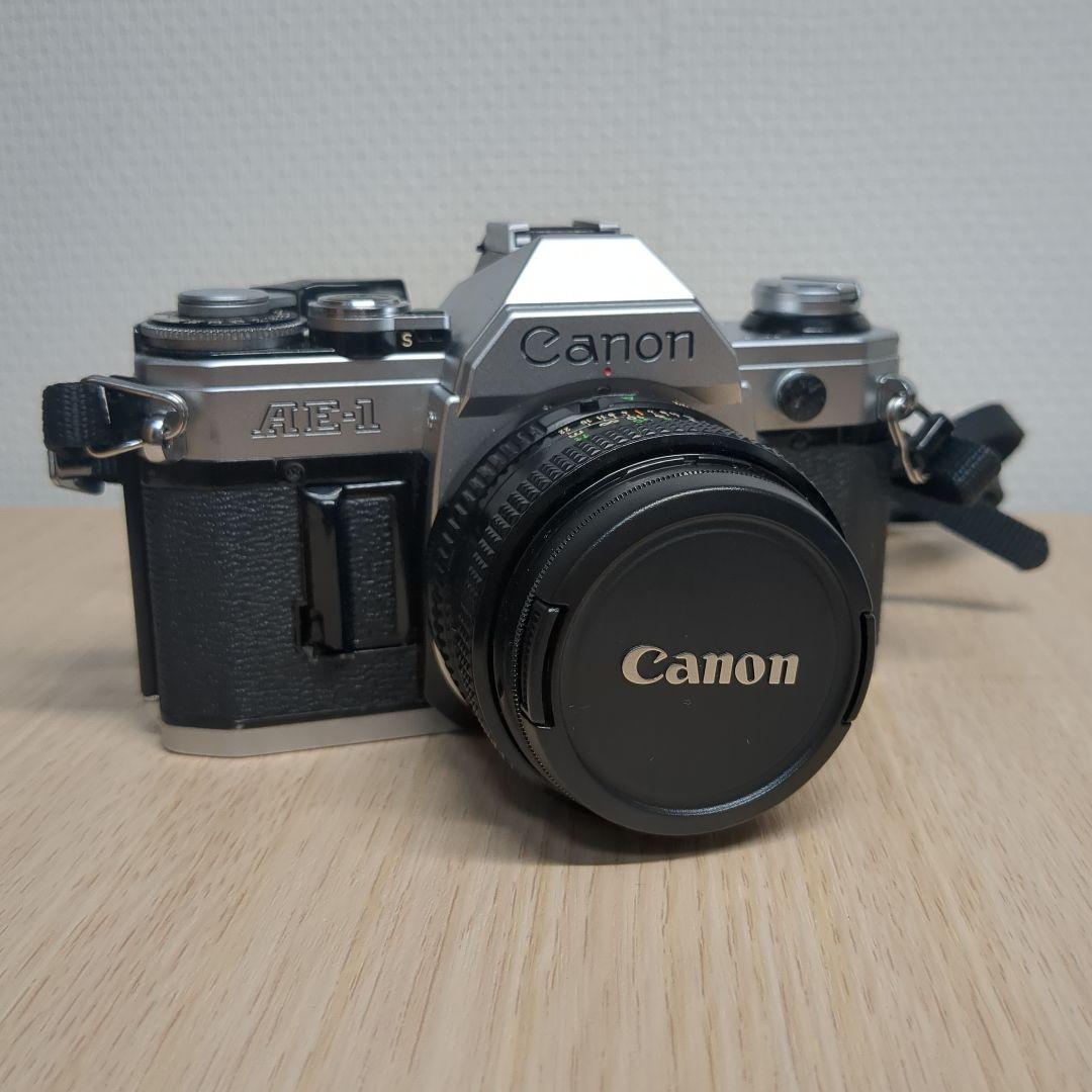 CANON AE-1 フィルムカメラ + ズームレンズ等