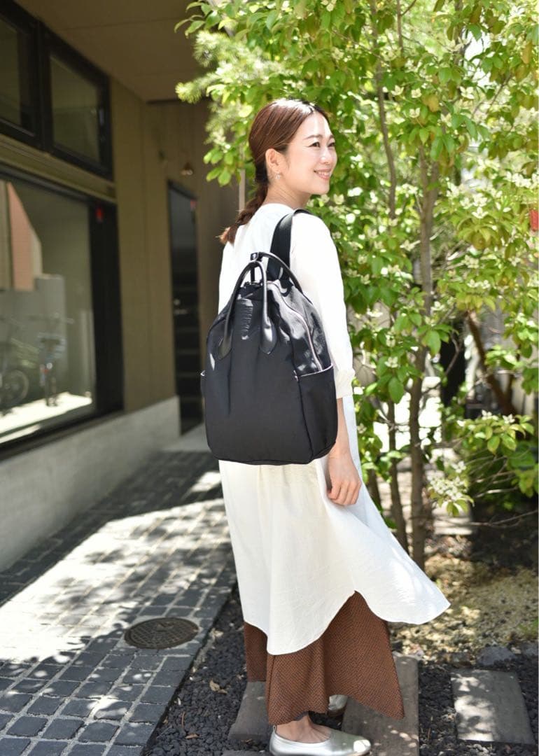 レザー持ち手の2WAYリュック　our