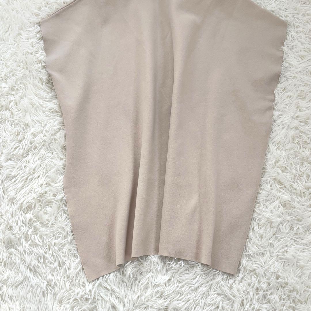 はな　完売品　ルフィル　ヴィスニットラインジレ　ベスト