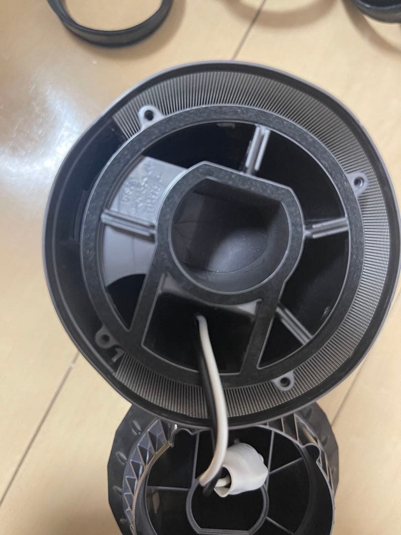 【美品)Dyson コードレスクリーナー V11 sv14エコーモード63分