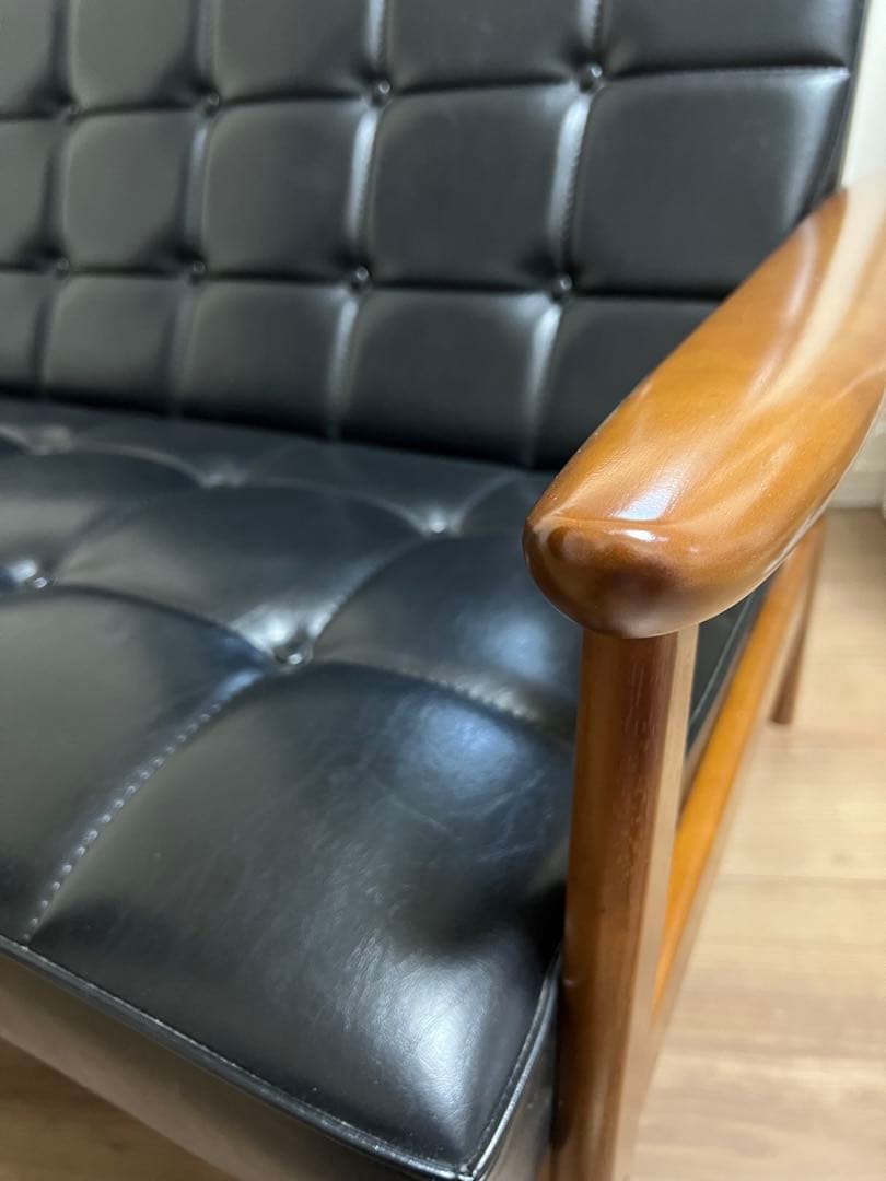 カリモク60　Kチェアー　2シーター　スタンダードブラック