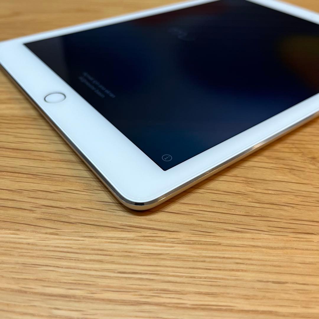 Apple iPad Air2 Wi-Fiモデル 64GB シルバー 美品