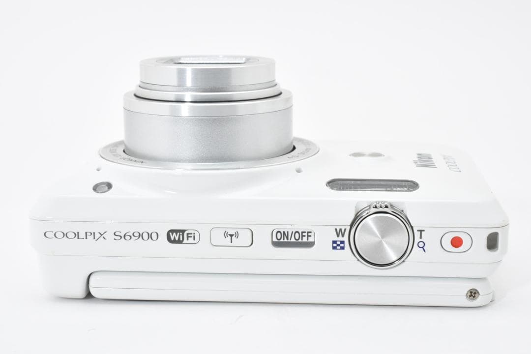 お値下げ歓迎・美品 Nikon COOLPIX S6900 ホワイト 1574