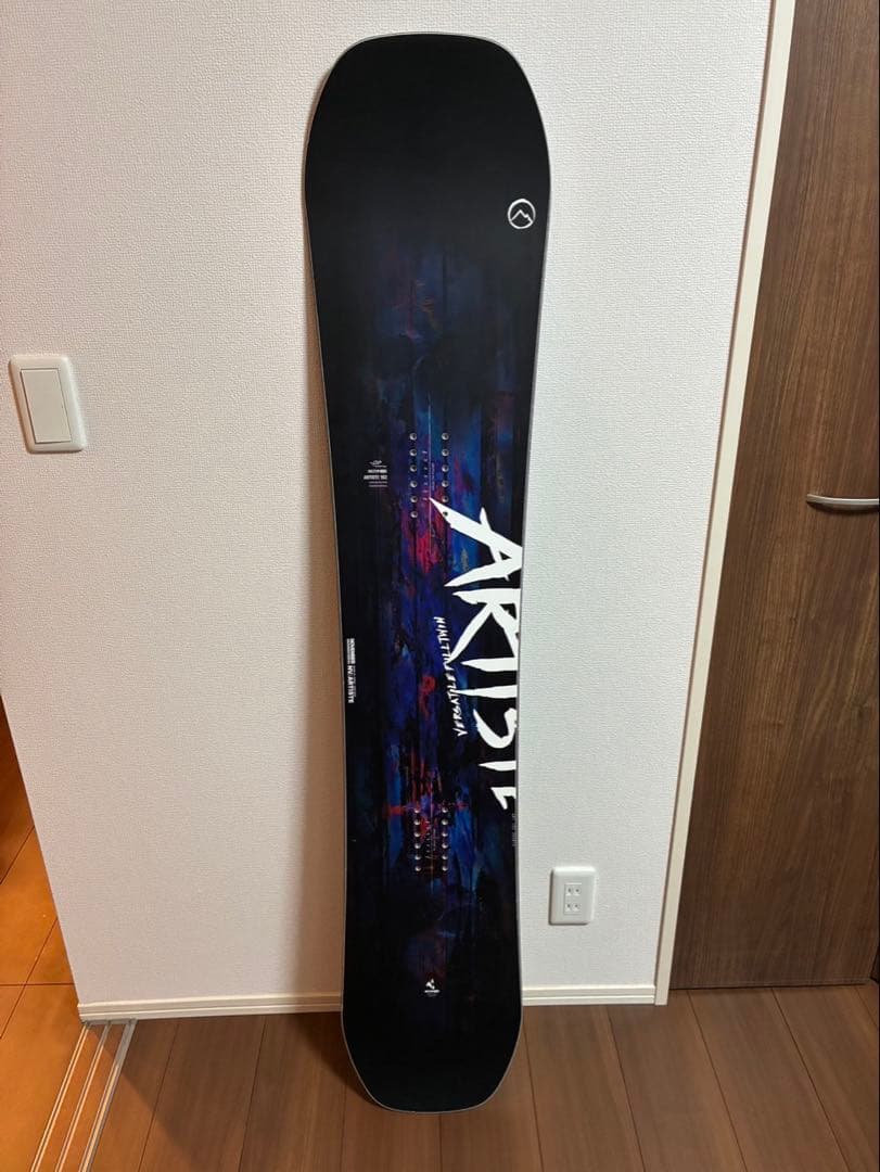 NOVEMBER ARTISTE（152cm）スノーボード