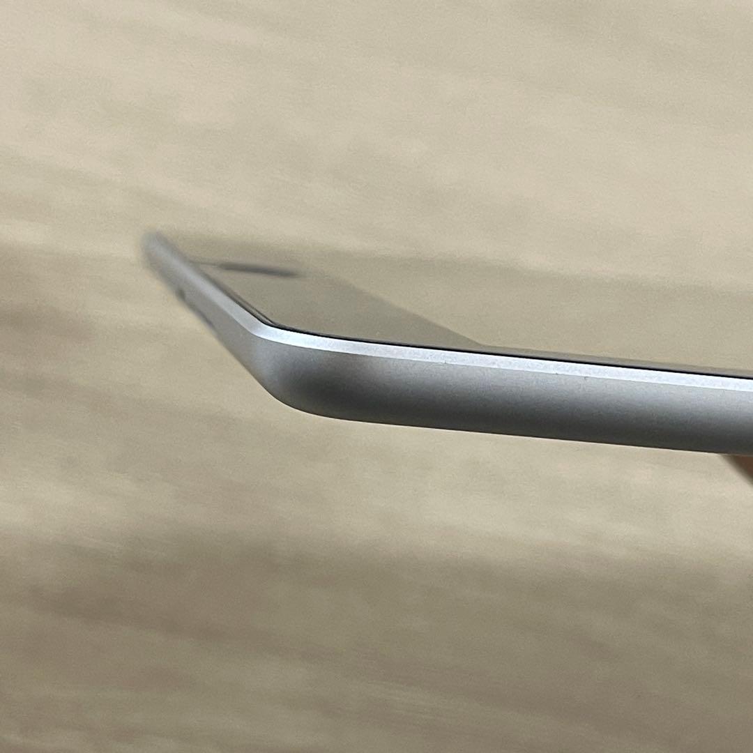 【美品】第9世代 iPad バッテリー98% ケース付き 箱無し