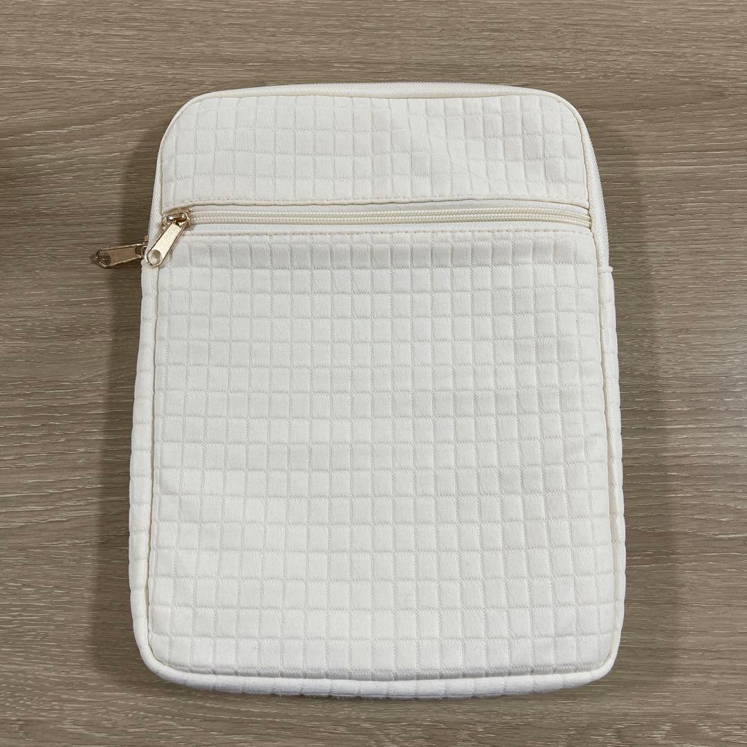 【美品】第9世代 iPad バッテリー98% ケース付き 箱無し