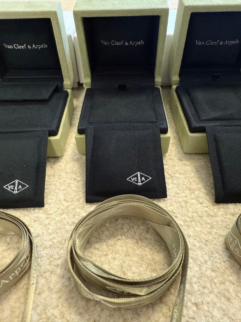 ヴァンクリ　空箱　4箱セット　ネックレスケース　ピアスケース