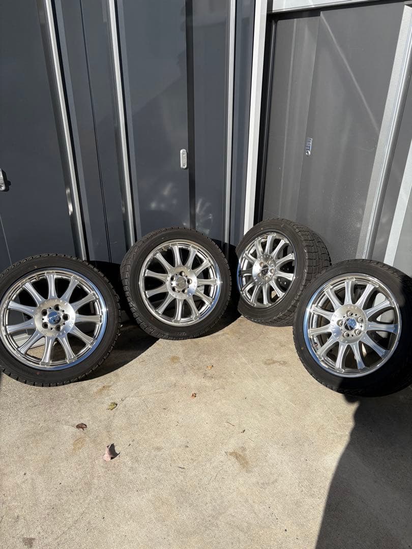 専用　キロ未満 訳アリスタッドレス カールソン 1/11EVO プリウス CT