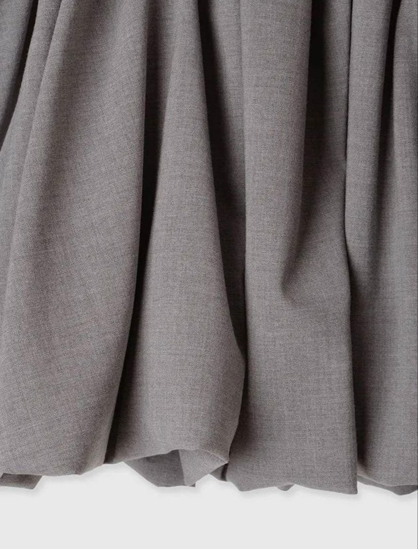 完売 anuans アニュアンス ボリュームバルーントップス グレー 新品未使用