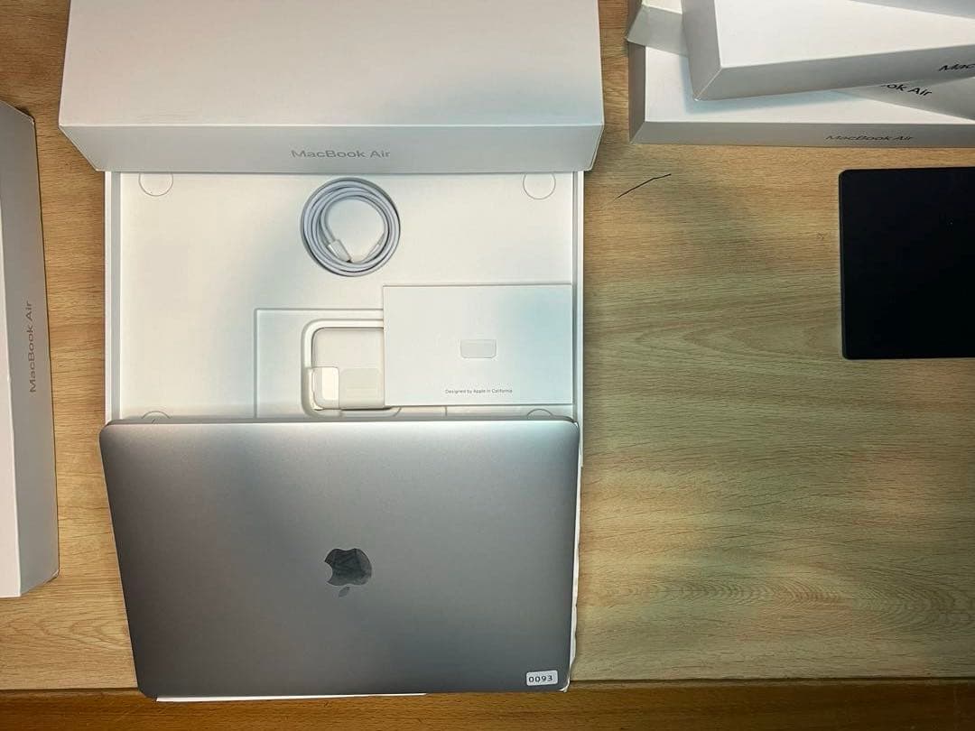 2024年os】MacBook Air シルバー