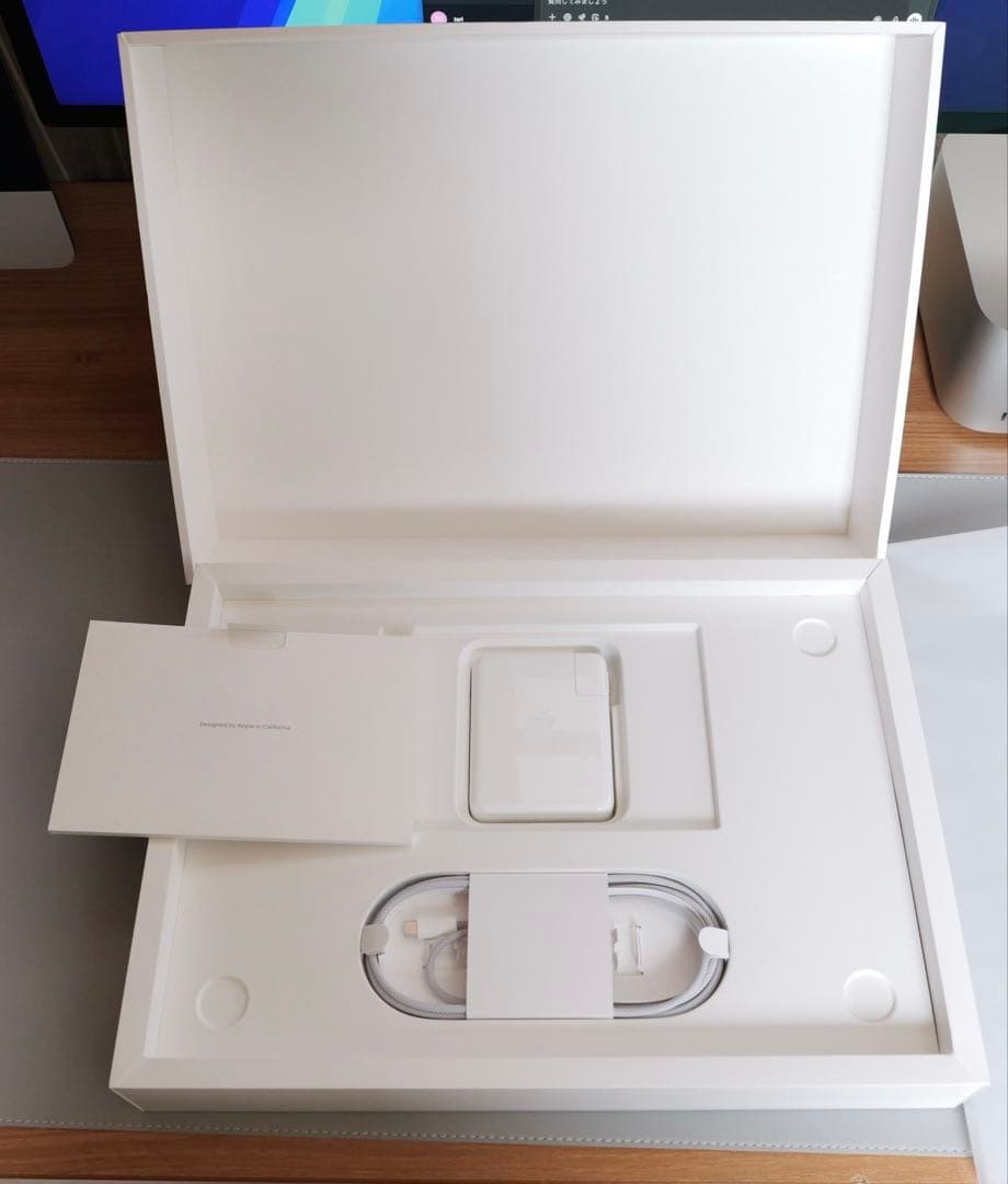 MacBook本体 MacBook Pro M2 Max 64GB 1TB SSD