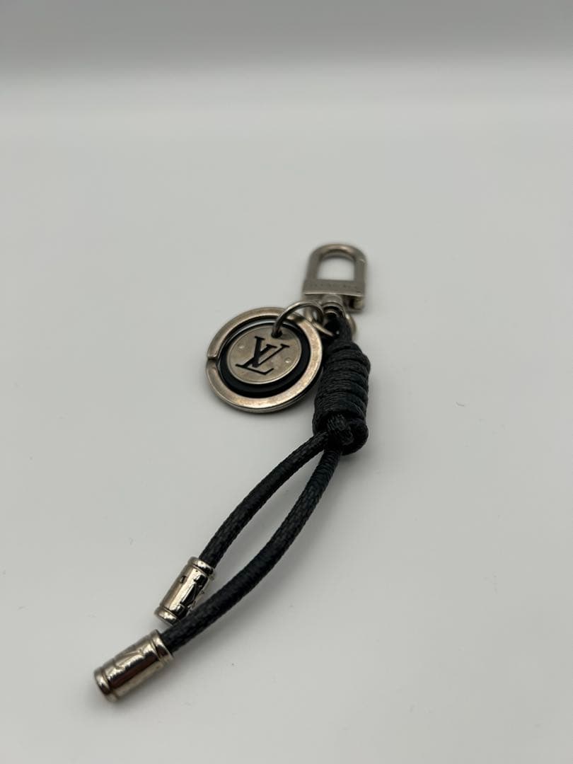 【鑑定済】 ヴィトン　LVチャーム　M67224 FL1174 レザー　ロープ