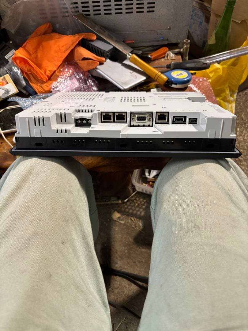 N86。美品。V9120ISB プログラマブル表示器MONITOUCH。