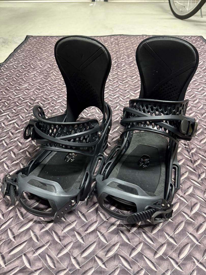 22-23 BURTON X EST Mサイズ