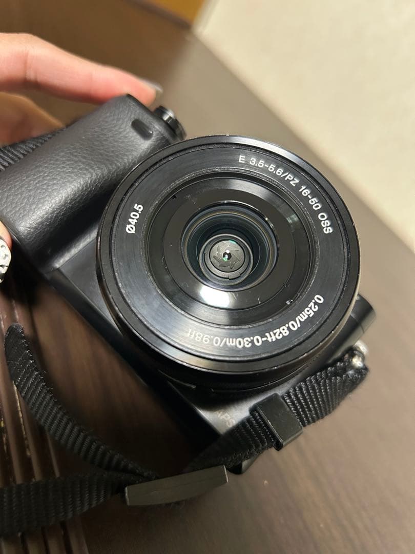 SONY α6000 （ILCE-6000Y）ミラーレス一眼