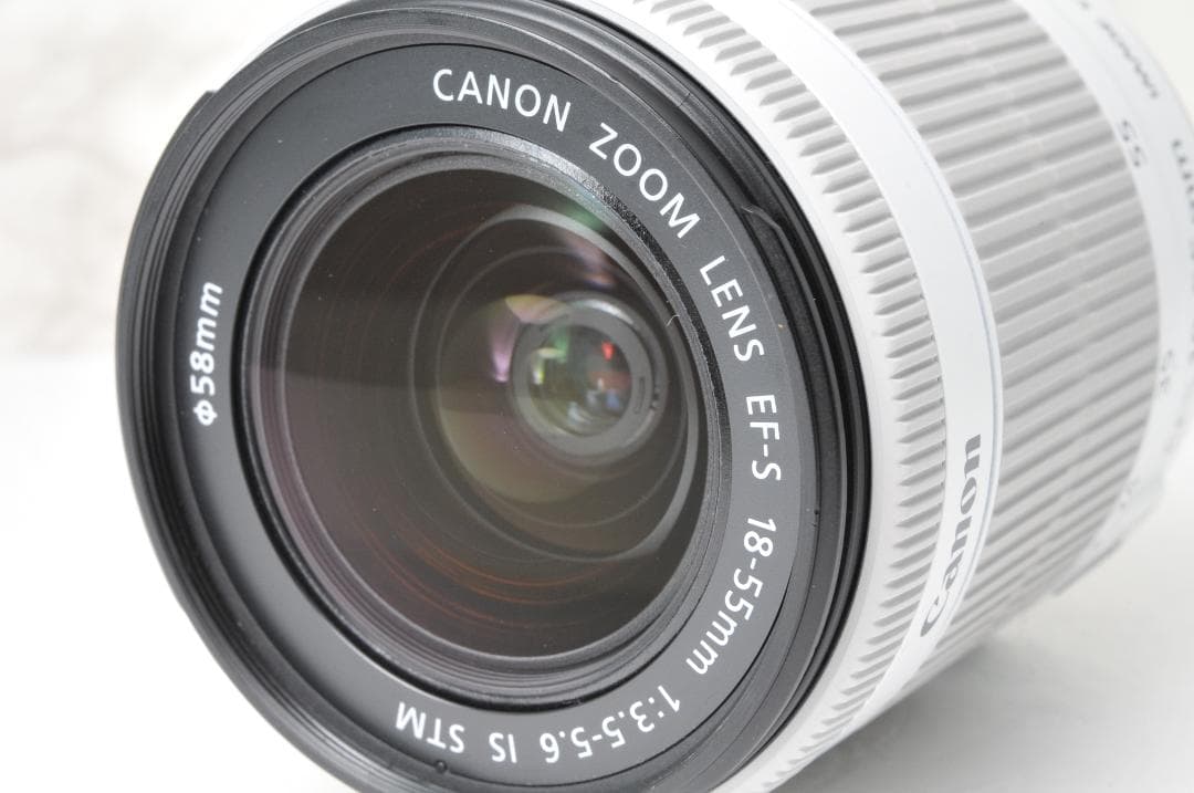 ショット数少なめ Canon EOS Kiss X7⭐️ホワイト スマホ転送