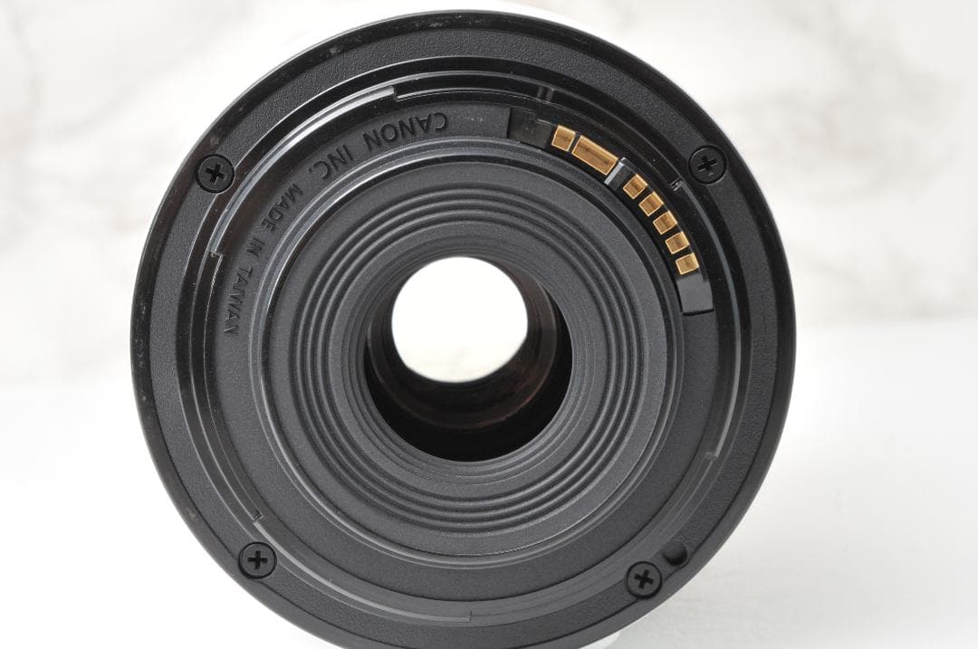 ショット数少なめ Canon EOS Kiss X7⭐️ホワイト スマホ転送