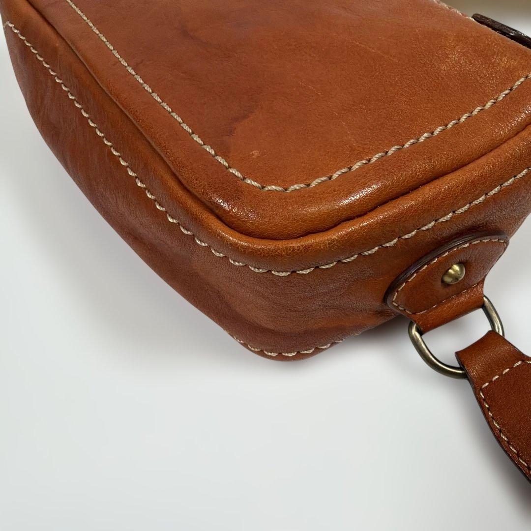 土屋鞄　ボディバッグ　ショルダーバッグ　トーンオイルヌメ　レザー　ブラウン