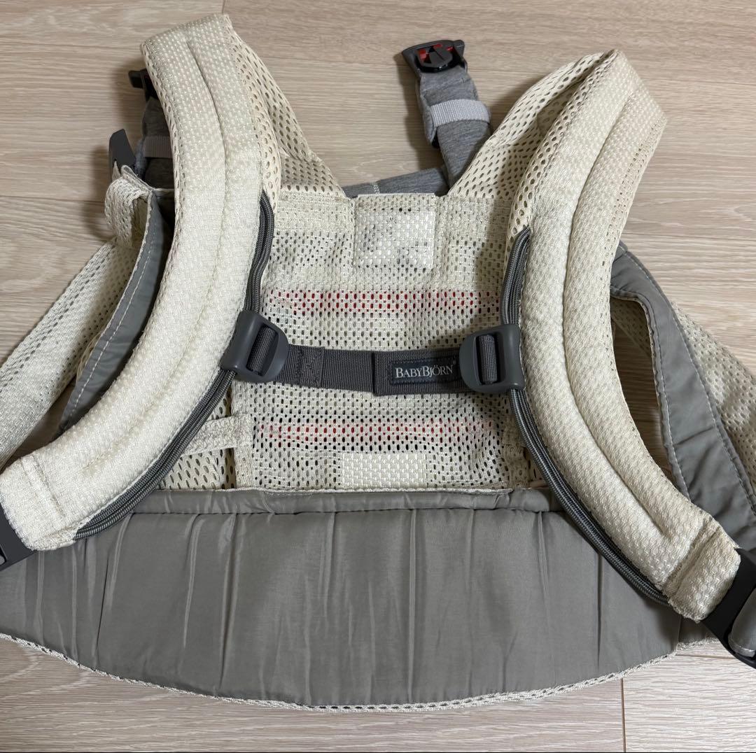 ベビービョルン ヘビーキャリア ハーモニー 抱っこ紐 ベージュ メッシュ