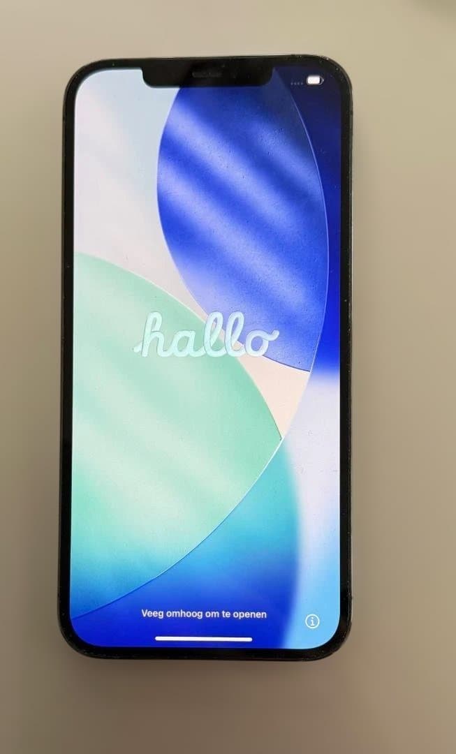 Apple iPhone 12 Pro Max グラファイト 本体