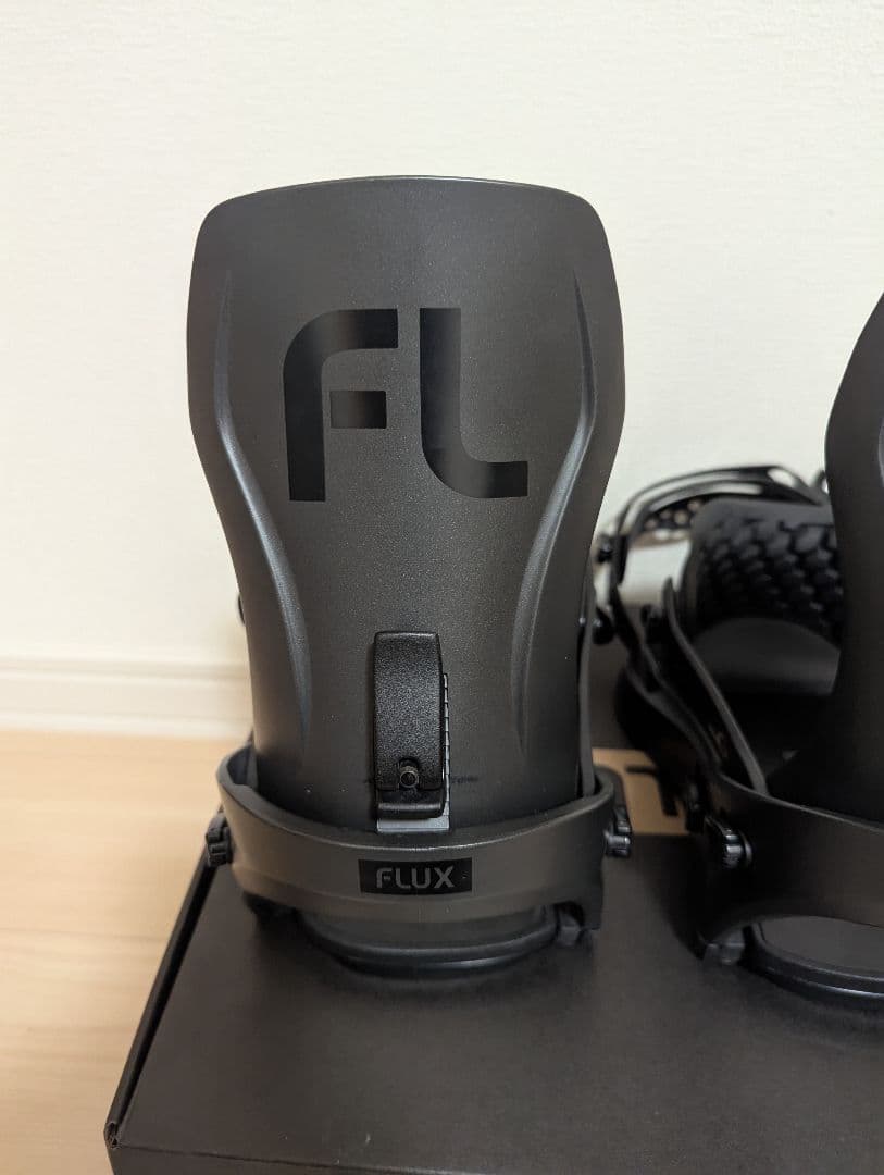 FLUX CV LTD Mサイズ