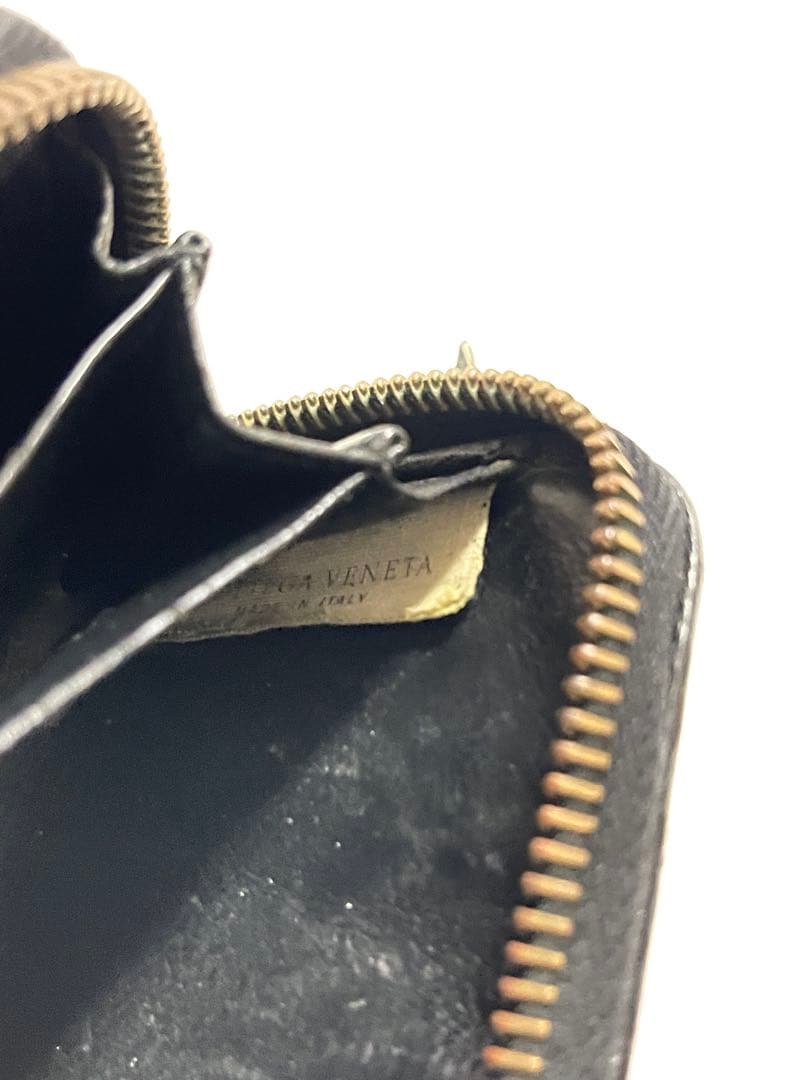 BOTTEGA VENETA ケース　ブラック　ゴールド　イントレチャート