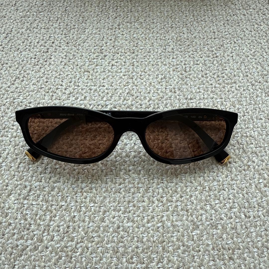 Miu Miu リガード サングラス