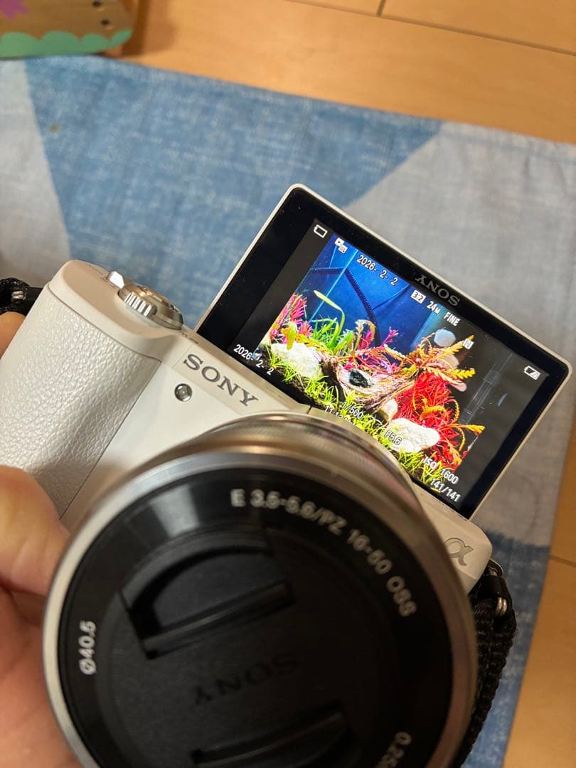 ★極上級★ほぼ新品★SONY a5100 シャッター回数1000回以下