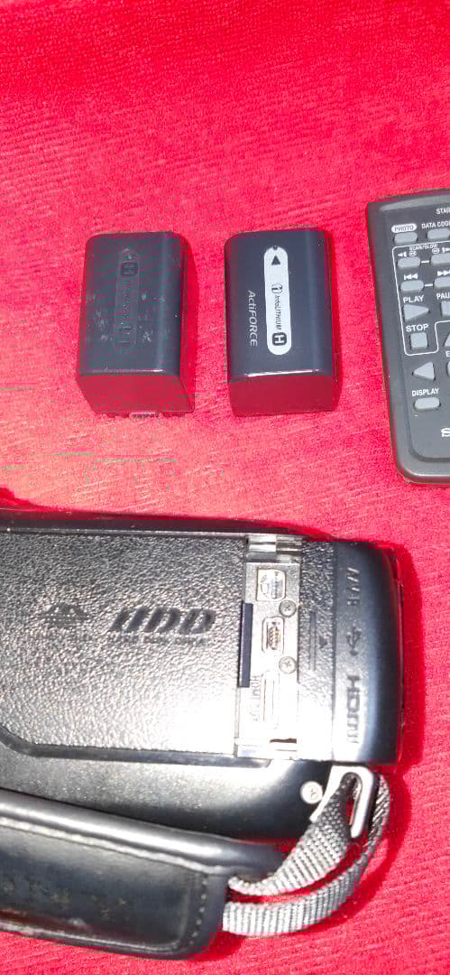 美品！SONY HDR-XR520V ハイビジョン HDDビデオカメラ