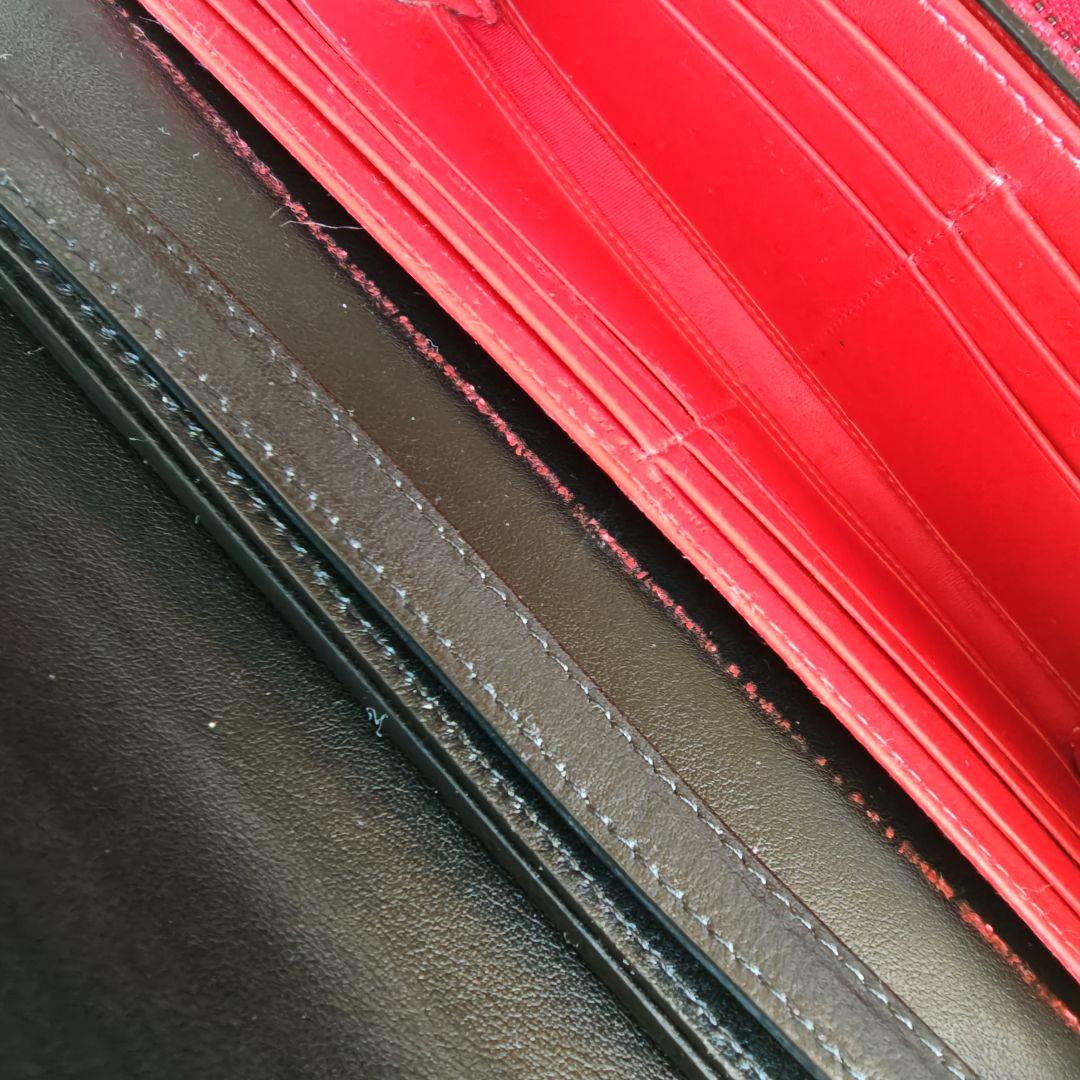 クリスチャンルブタン スタッズ マカロン フラップ 長財布 ブラック