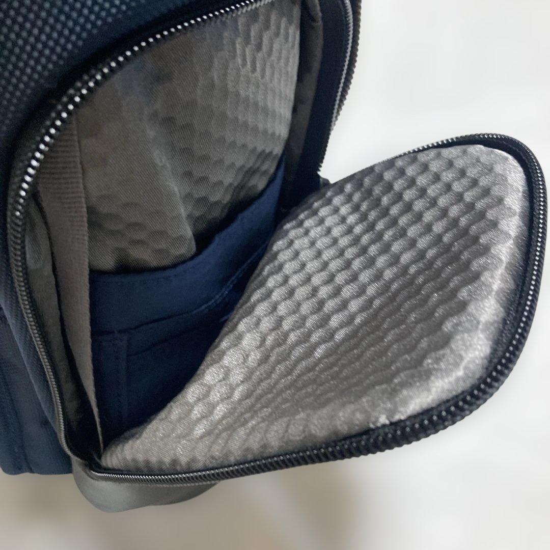 【美品】TUMI ALPHA Bravoボディバッグ.ショルダー232393