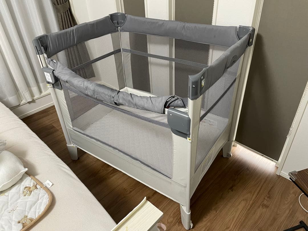 Apricaアップリカ　ベビーベッド ココネルエアー AB (グレーベアー)