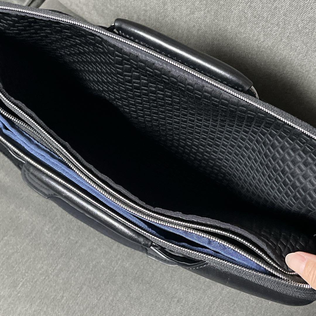 TUMI トゥミ　255001D2 ARRIVE ハミルトン スリム ブリーフ