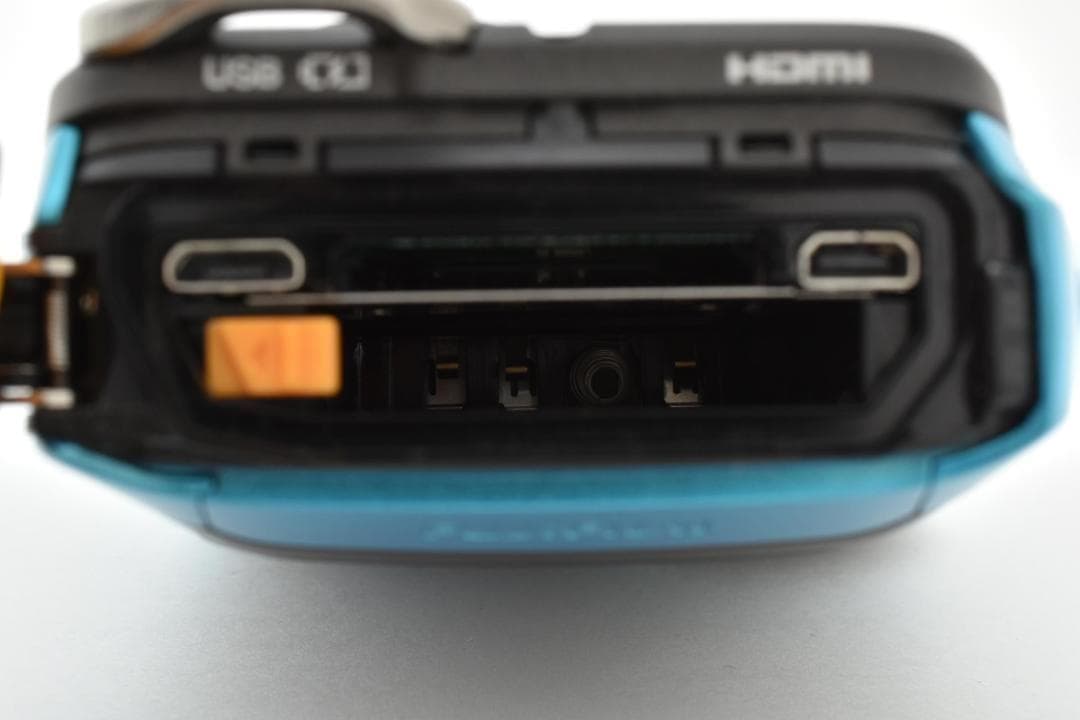 ■ほぼ新品■ FUJIFILM XP140 防水 耐衝撃 動作OK