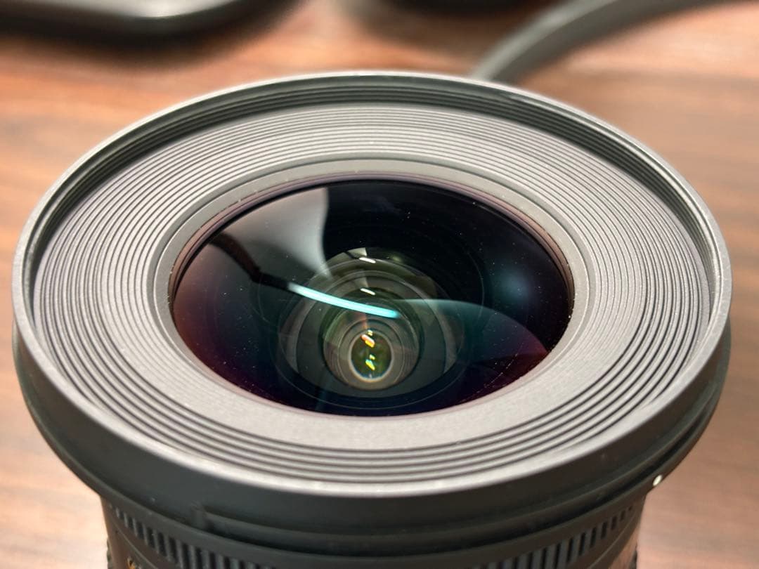 SIGMA 10-20mm F3.5EX DC HSM (キヤノンEFマウント)