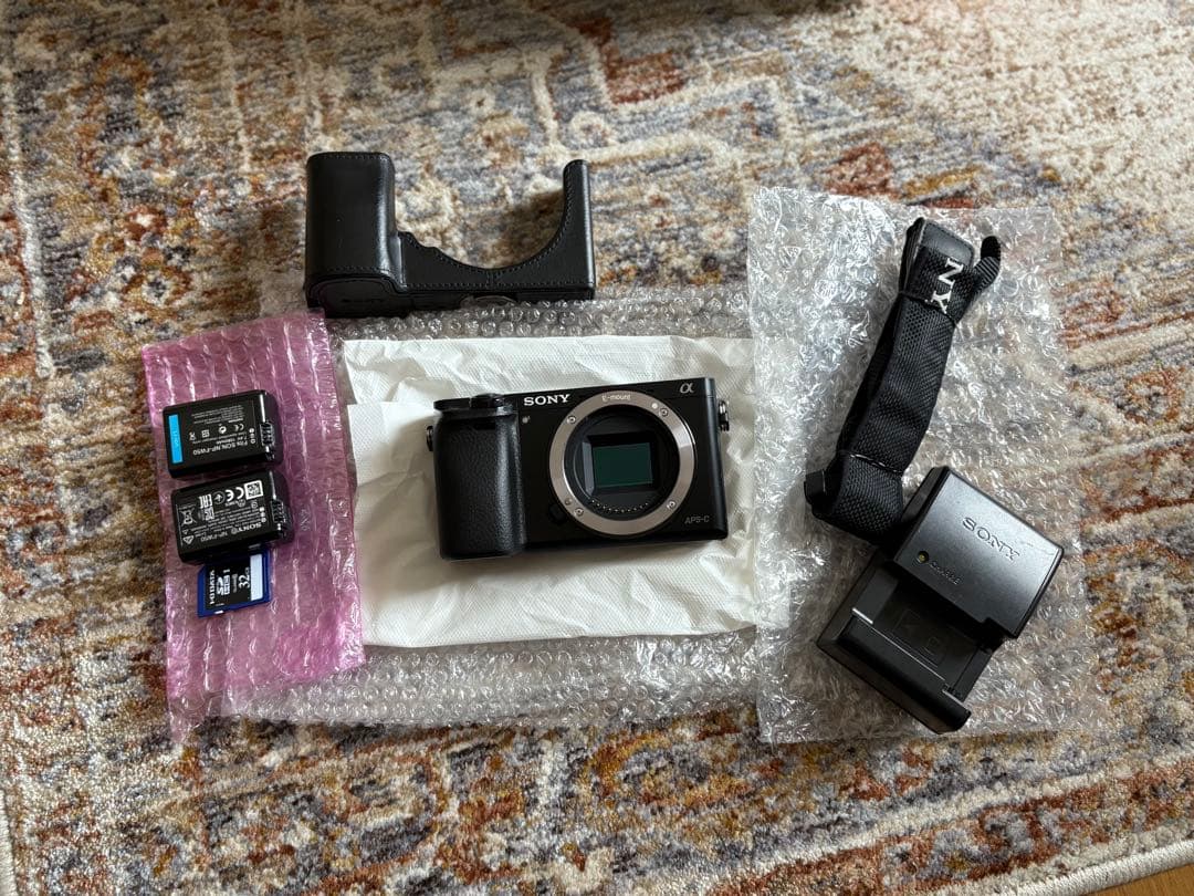 【美品】SONY α6000 ボディ 《 S数5400回！ 》