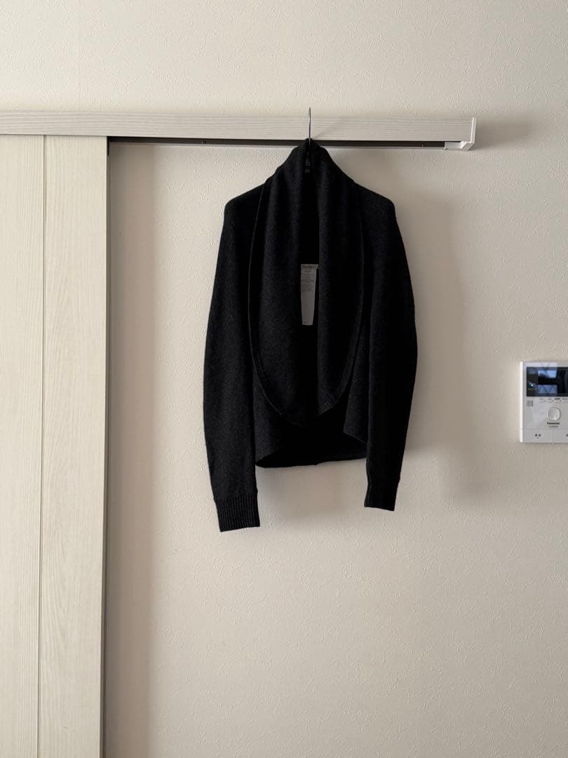 黒いウール混紡カーディガン 長袖