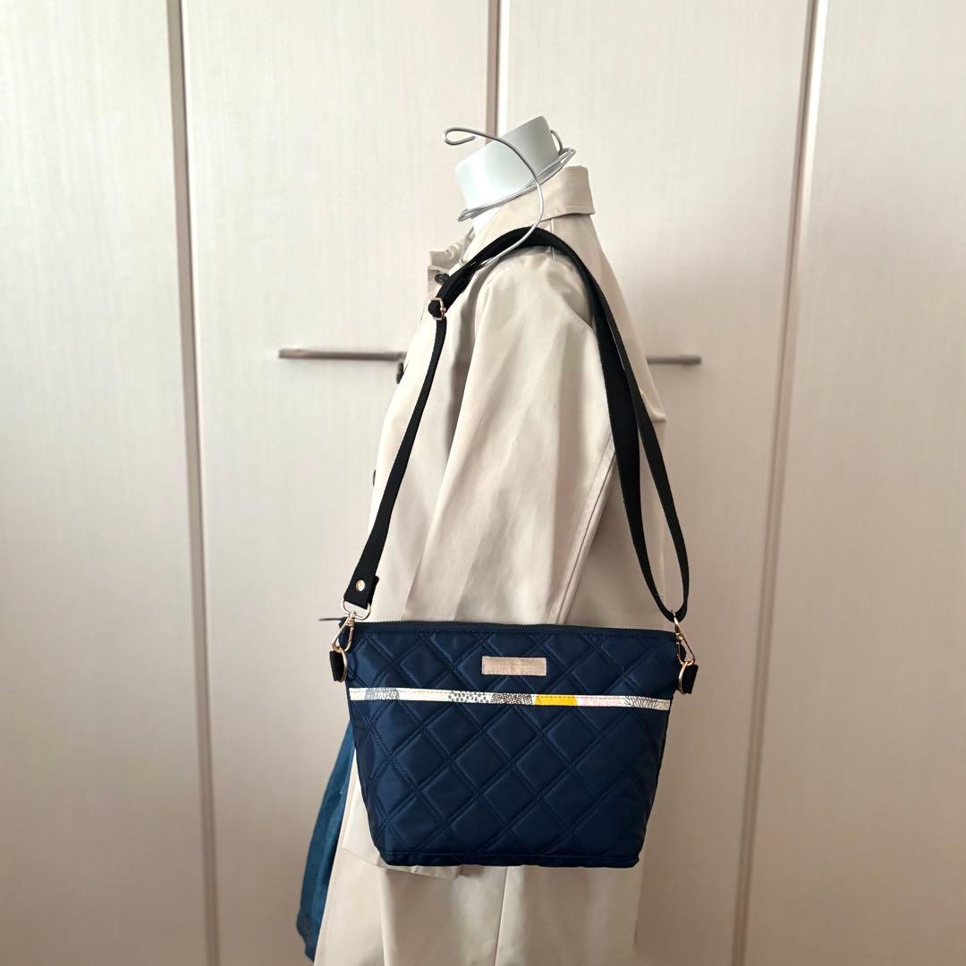 【ゆうママ】30cmファスナーショルダーバッグ　ナイロンオックスキルト