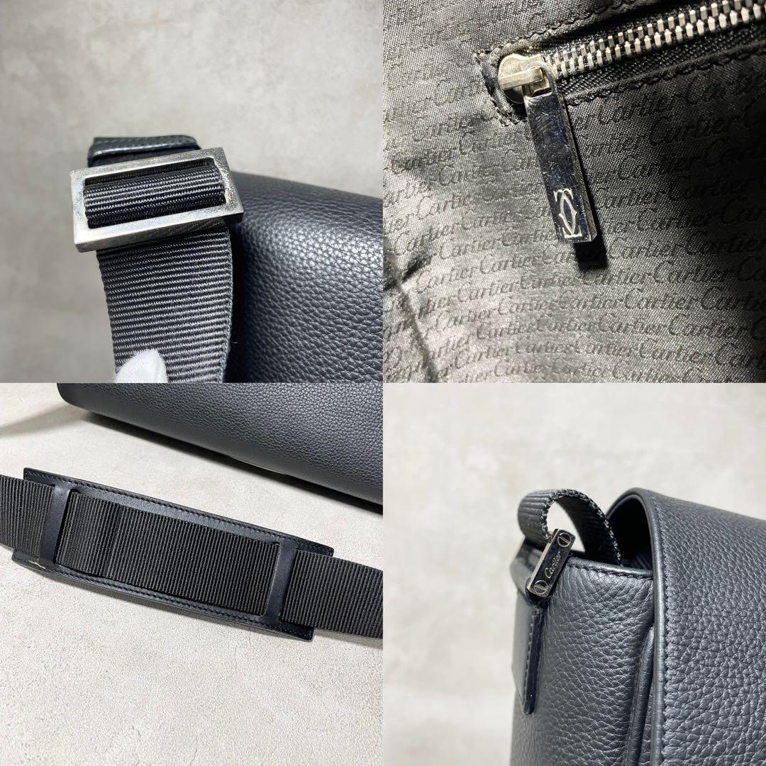 Cartier カルティエ パシャ ショルダーバッグ レザー ブラック メンズ