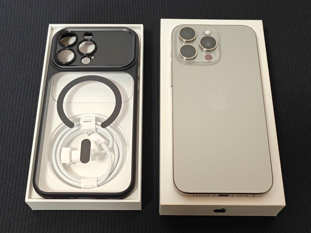 【極美品】iPhone 15 Pro Max 512GB 海外版 eSIM