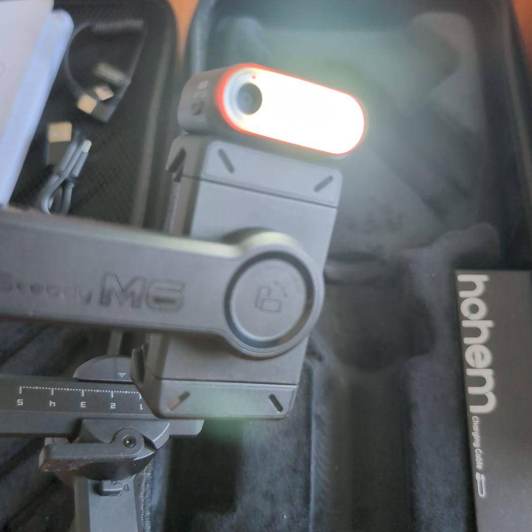 Hohem iSteady M6 Kit スマホ用ジンバル