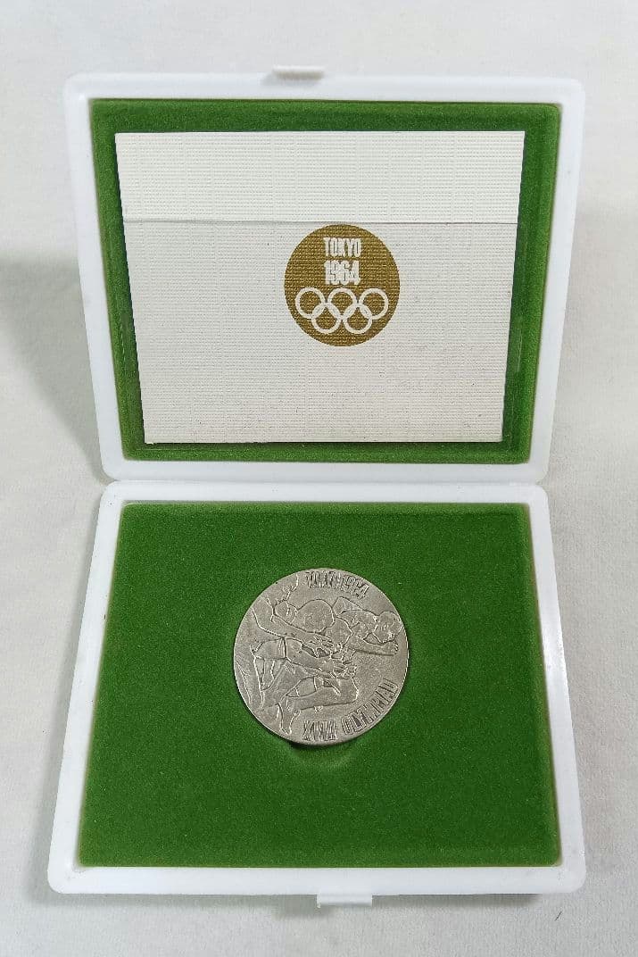 1964年 東京オリンピック 銀メダル　記念メダル　silver925　レトロ