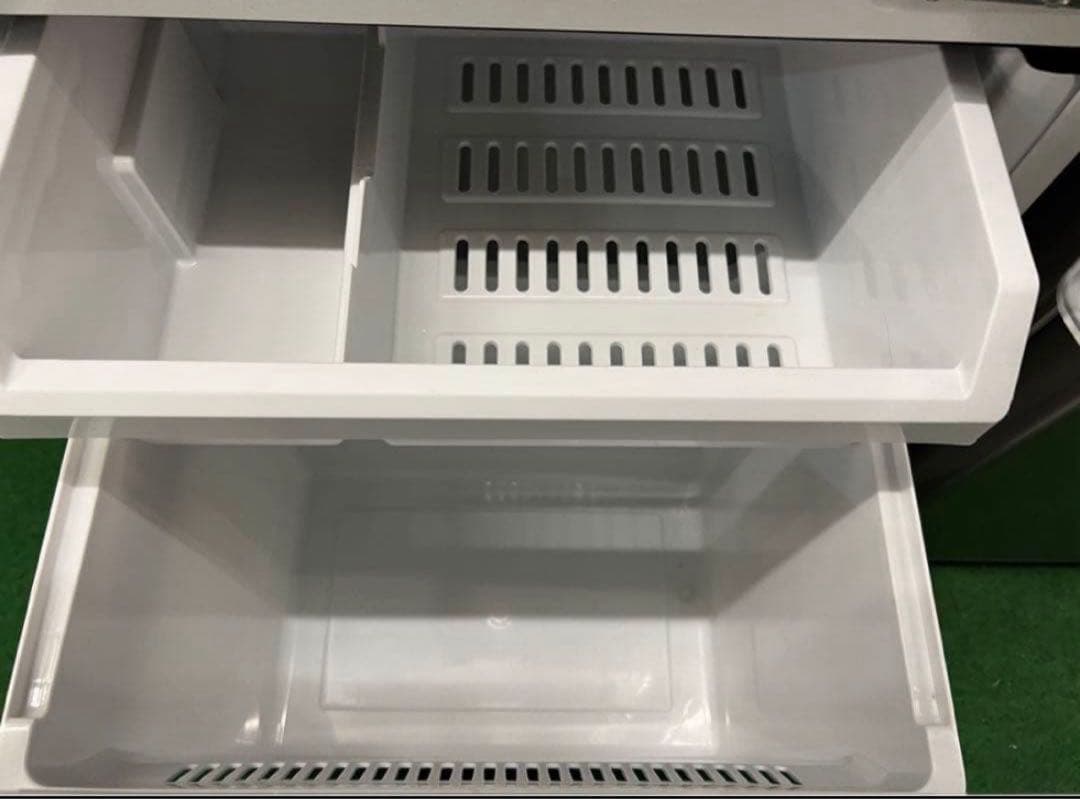 2019年製 126L AQUA 2ドア冷蔵庫 AQR-E13J (W)